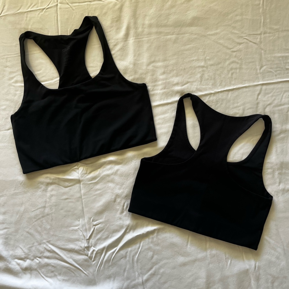 TWO Girlfriend Collective Black Racerback Longline Sports Bras (Medium)